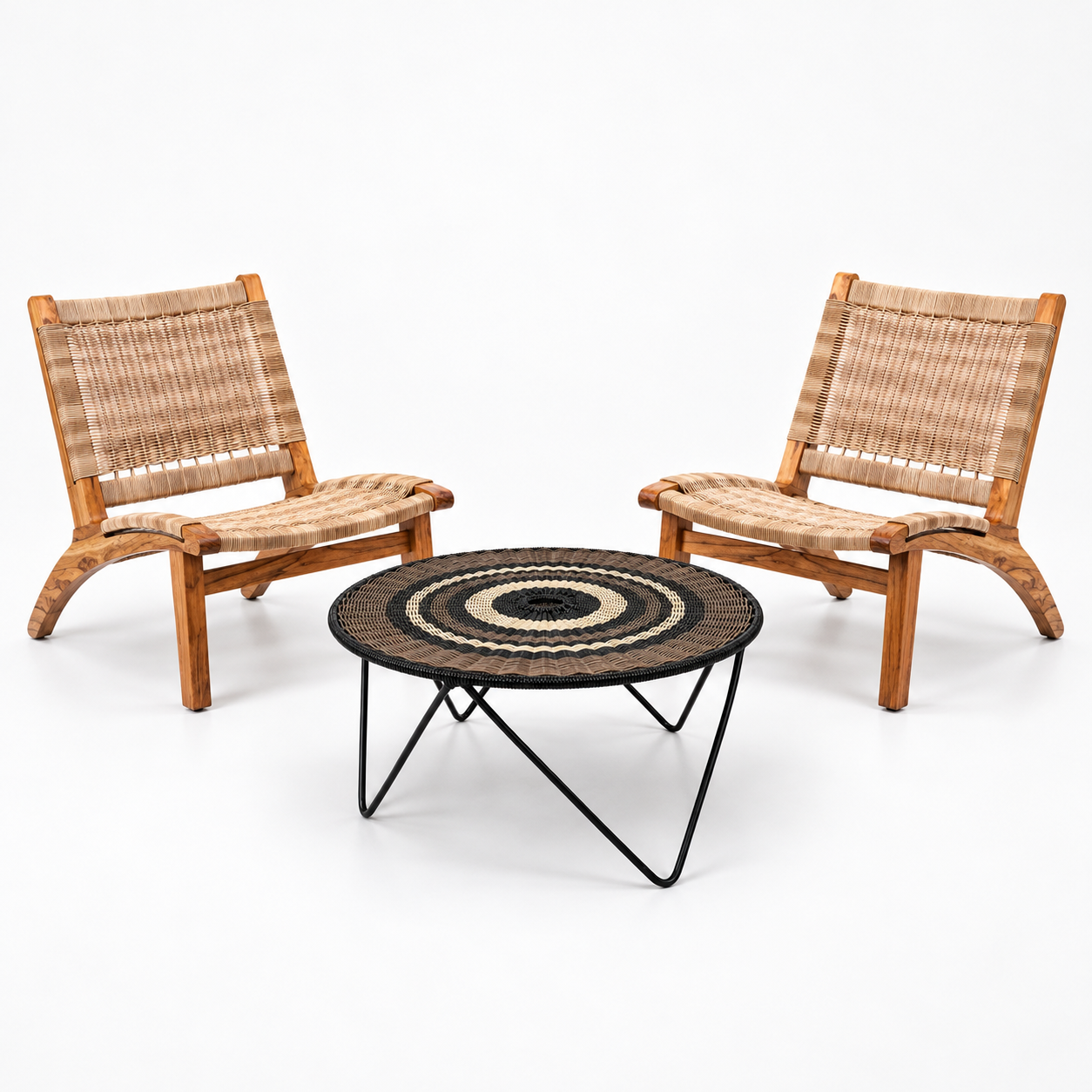 conjunto mimbre sin fondo Conjunto Laguna Conjunto Laguna: 2 sillones Bacalar Mimbre de madera y mimbre natural con Mesa Orquídea tejida, fondo blanco